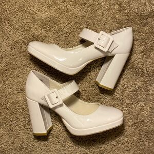 Madden Girl Mary Jane Platform Nude Pumps Heels